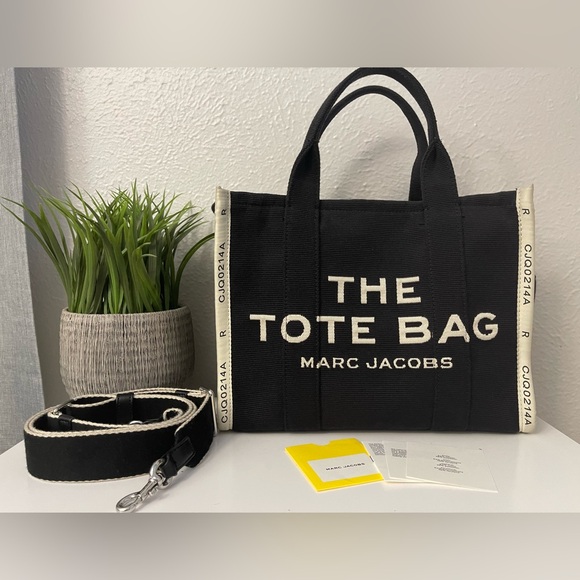 THE JACQUARD MEDIUM TOTE BAG - Picture 11 of 15